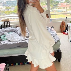 White dress shirt
